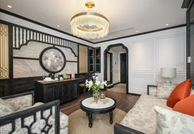 Suite Presidential — Luxe Paradise Suites Hotel & Spa